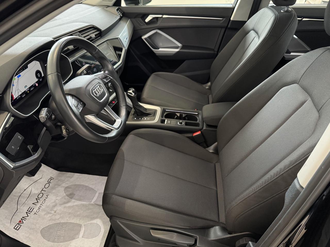 Audi Q3 35 2.0 tdi S Tronic / NO VINCOLI /