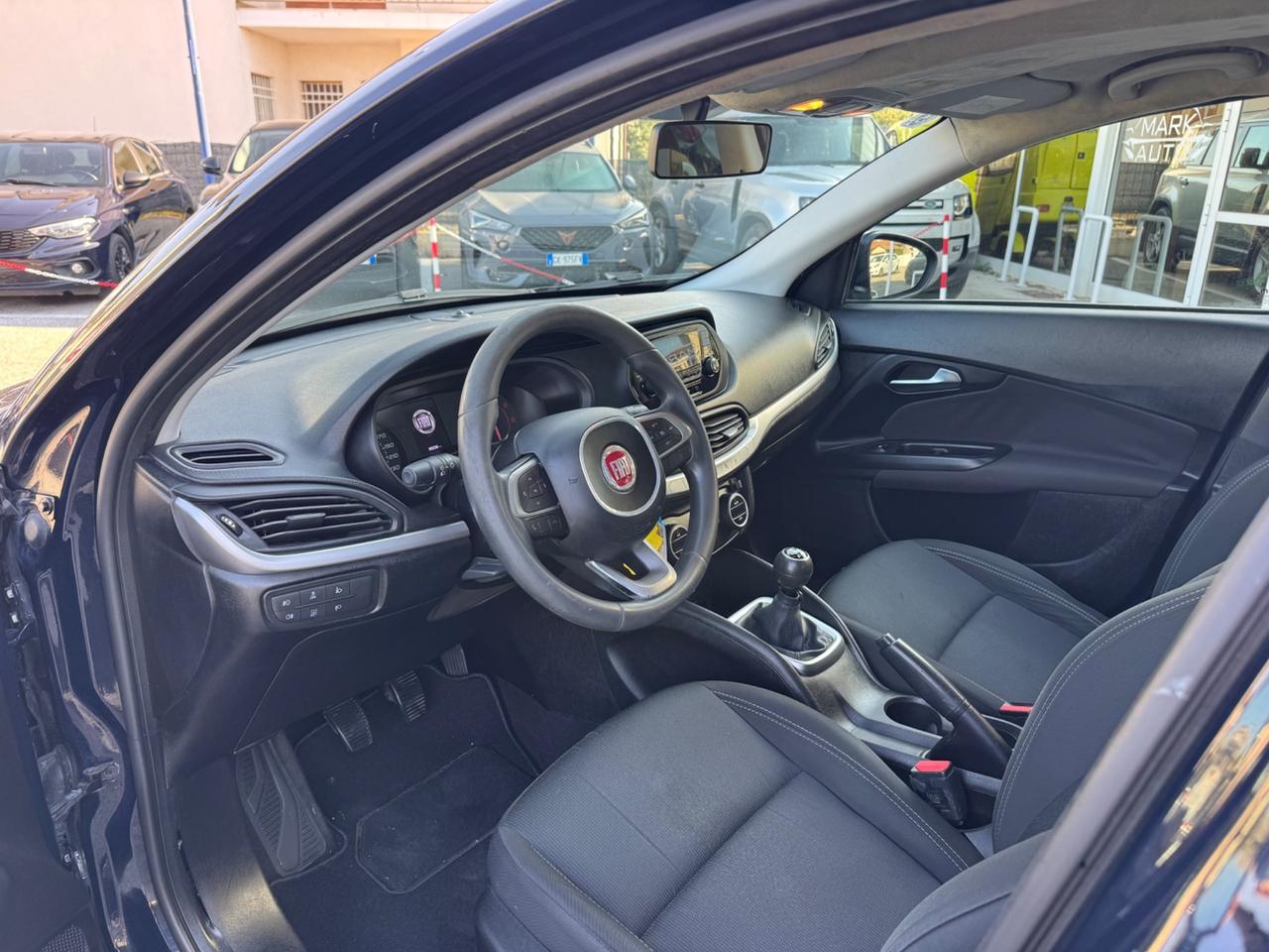 Fiat Tipo 1.6 Mjt S&S 5 porte Easy