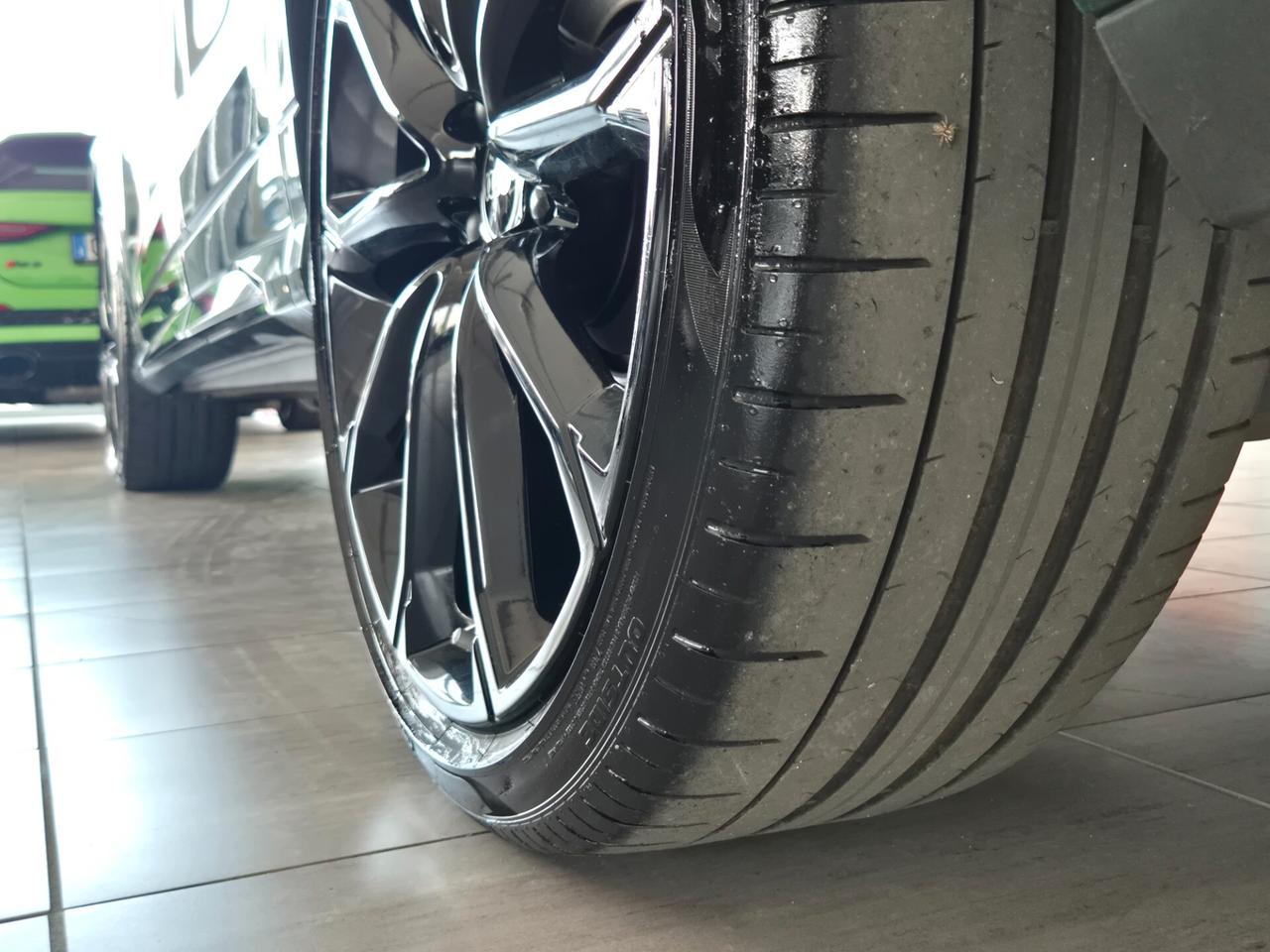 Audi Q3 RS quattro S tronic 2023 - FULL SERVICED