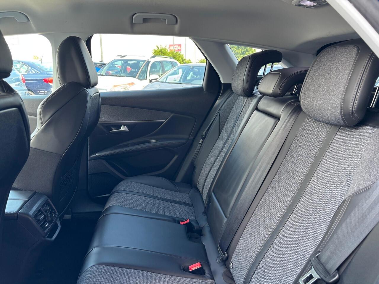 Peugeot 3008 1.5 Diesel Neopatentati