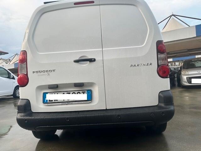 PEUGEOT PARTNER FURGONATO 3 POSTI AVANTI