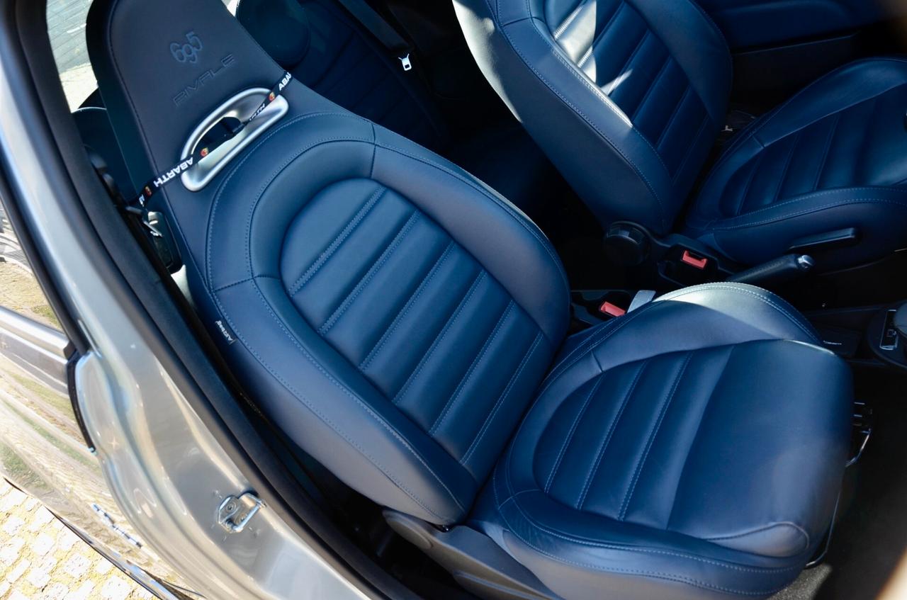 ABARTH 695 1.4 16v RIVALE 180cv, TETTO, AKRAPOVIC, BREMBO, INSERTI IN CARBONIO, PERMUTE