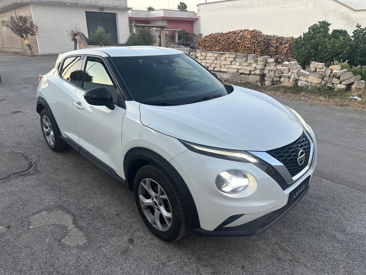 Nissan Juke 1.0 dig-t N-Connecta 114cv