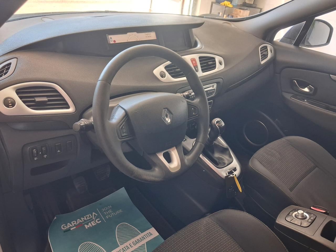 Renault Scenic Scénic X-Mod 1.5 dCi 110CV Dynamique