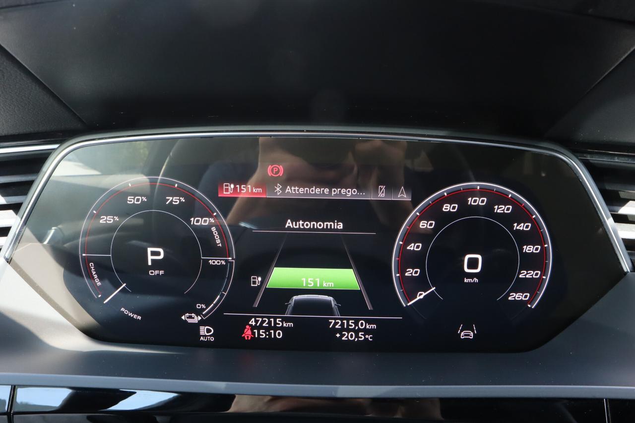 Audi e-tron 55 408CV QUATTRO S-LINE BLACK LINE MATRIX 21"