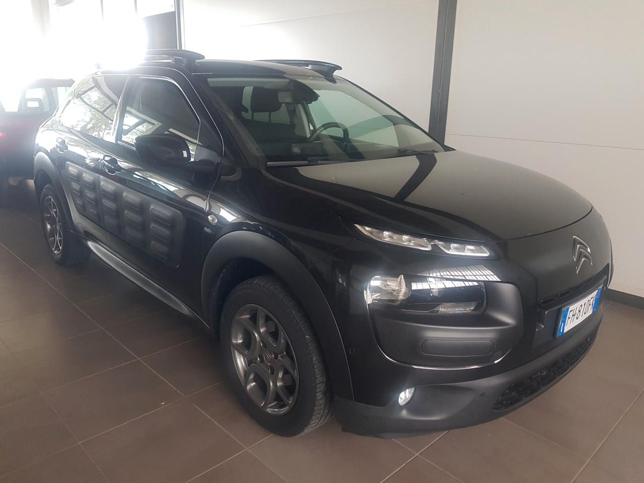 Citroen C4 Cactus BlueHDi 100 Shine