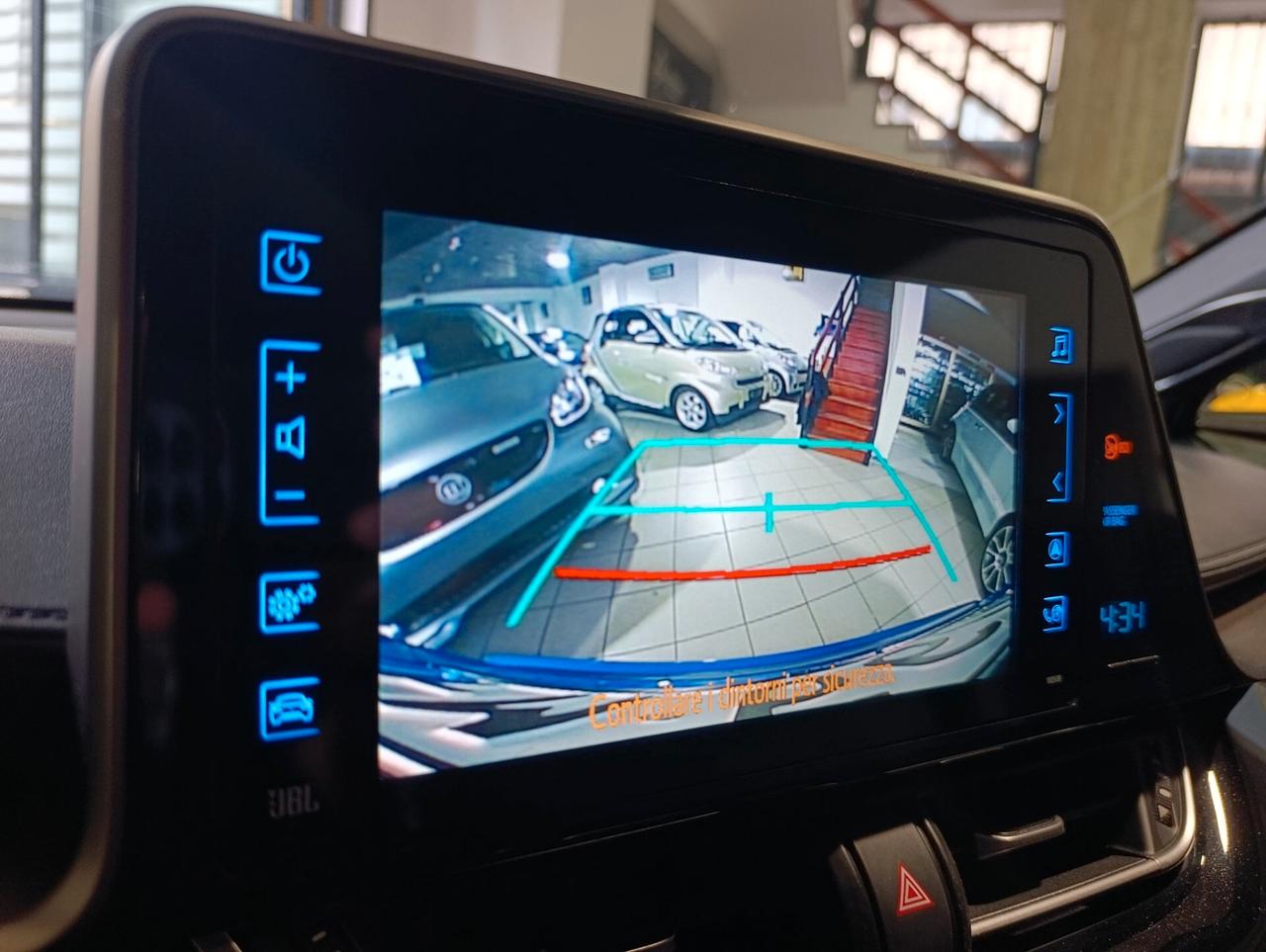 Toyota C-HR 1.8 Hybrid E-CVT Trend tagliandata Toyota