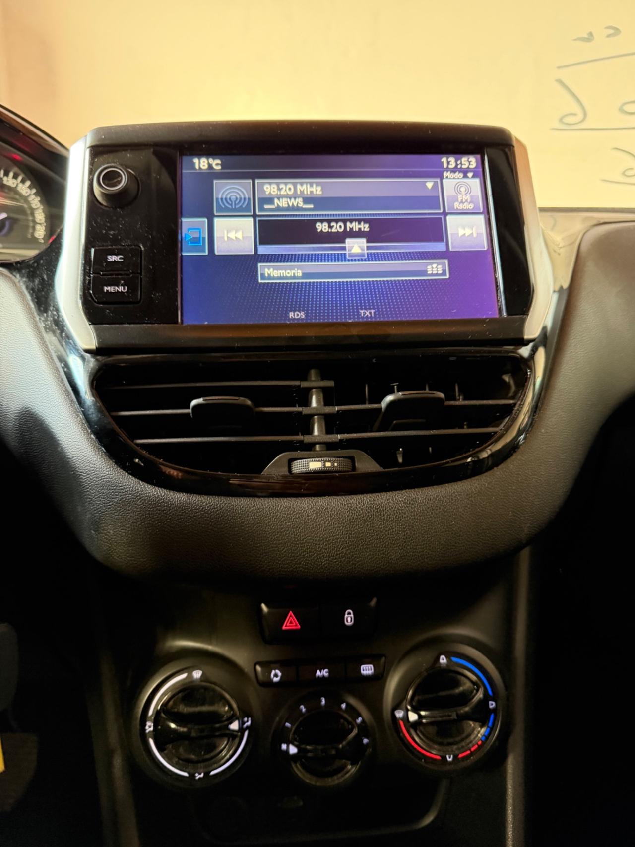Peugeot 208 1.2 Neopatentati Euro 6