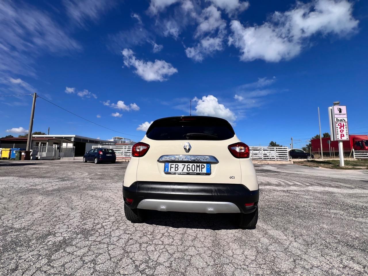 Renault Captur dCi 8V 90 CV EDC Start&Stop Energy Iconic
