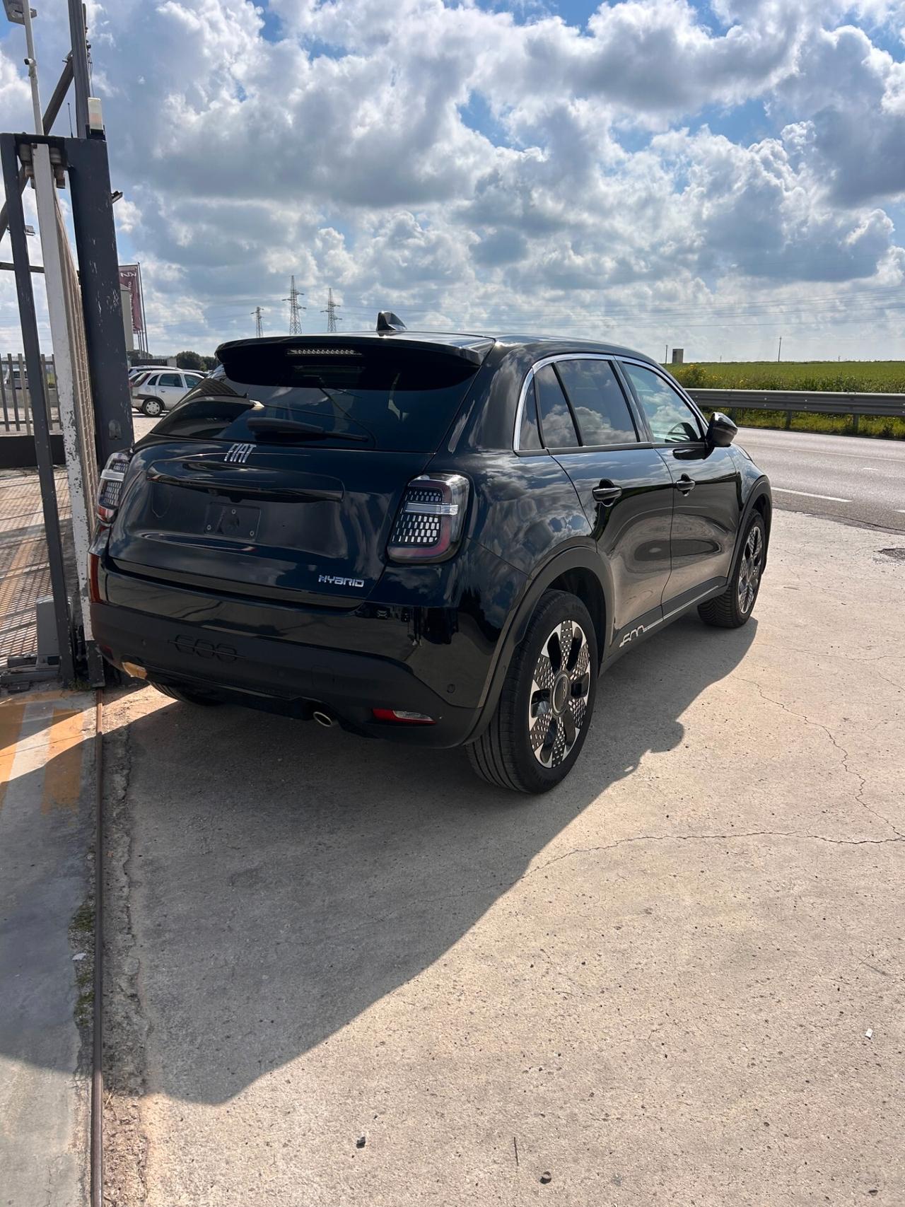 Fiat 600 Hybrid 100 CV DCT MHEV La Prima