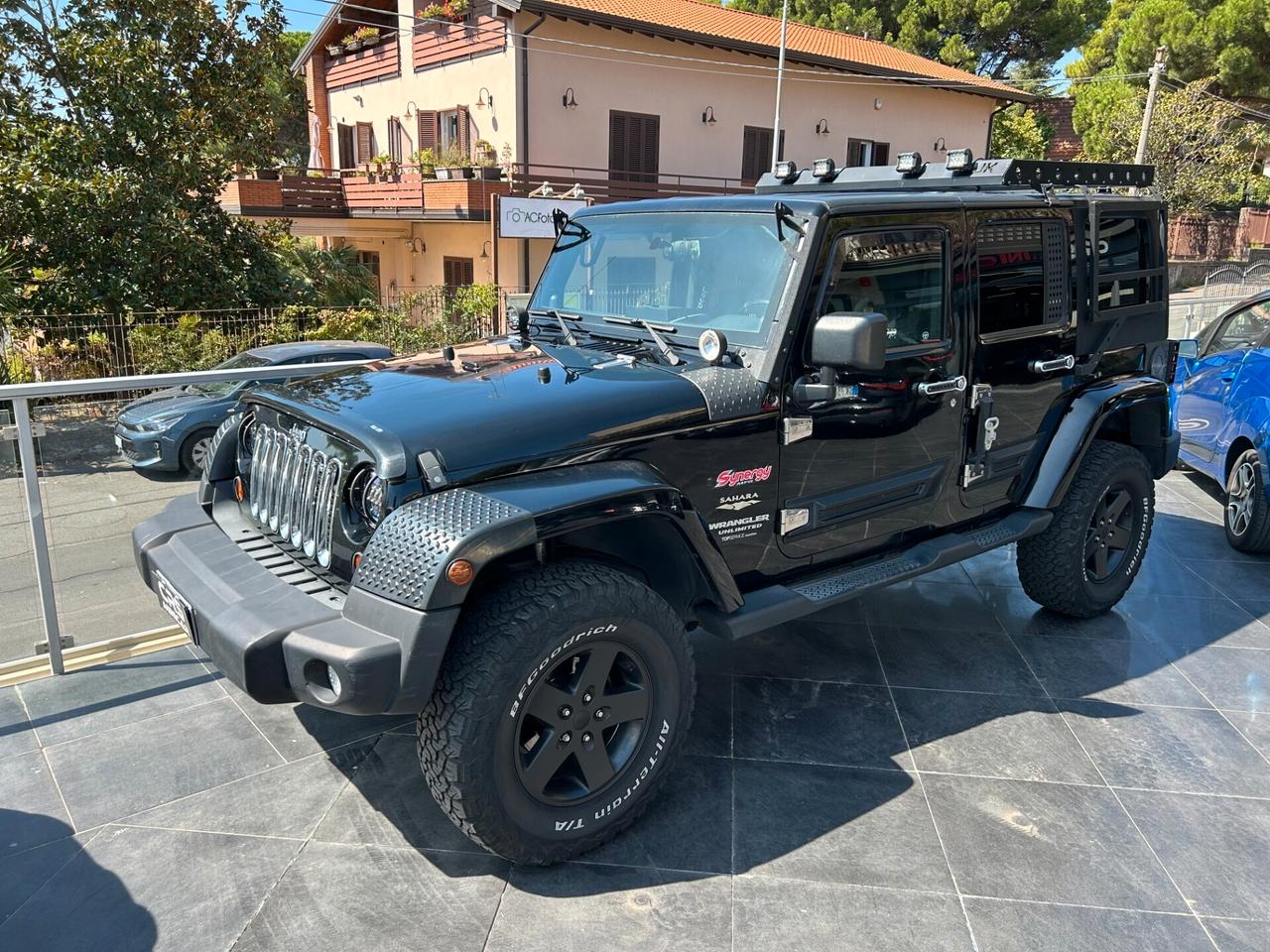 Jeep Wrangler Unlimited 2.8 CRD DPF Sahara Auto