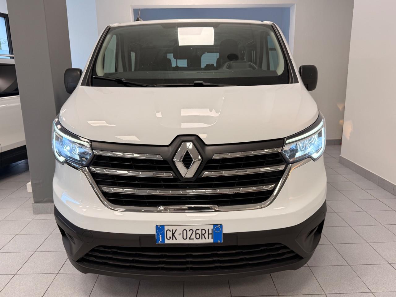 RENAULT Trafic 2.0DCI 110cv L1H1 9 POSTI