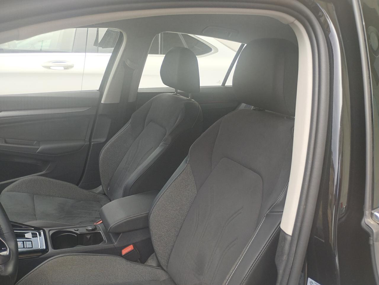 Volkswagen Golf 2.0 TDI 150 CV DSG SCR Style