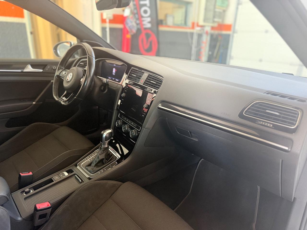 Volkswagen Golf R 2.0 TSI DSG 4MOTION 5p. BMT