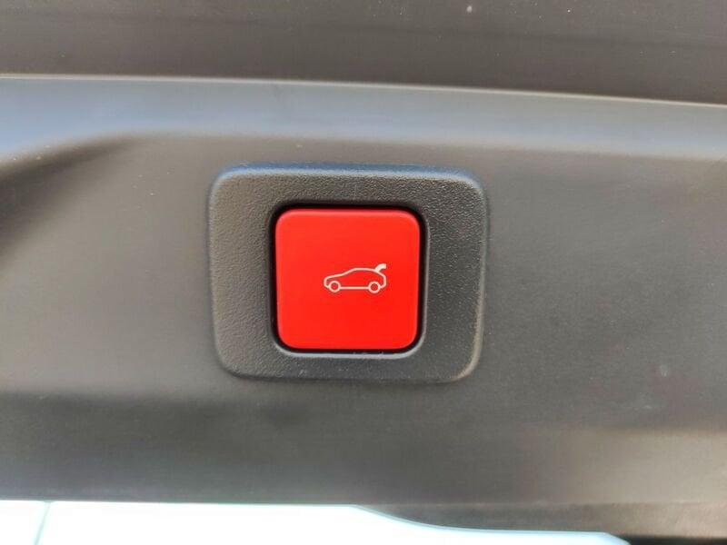Peugeot 3008 II 2021 1.2 hybrid 48V GT 136cv e-dcs6