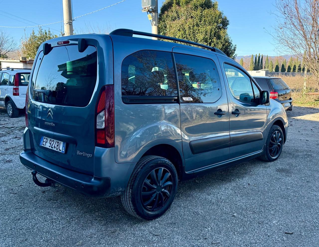 Citroen Berlingo gancio traino