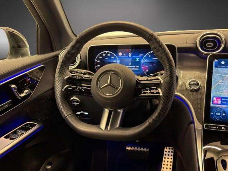 Mercedes-Benz GLC GLC 200 AMG Line Premium Plus 4matic auto 20" BLACK PACK