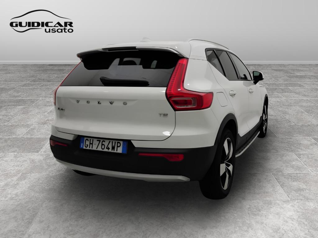 VOLVO XC40 - XC40 1.5 t2 Momentum Core my21