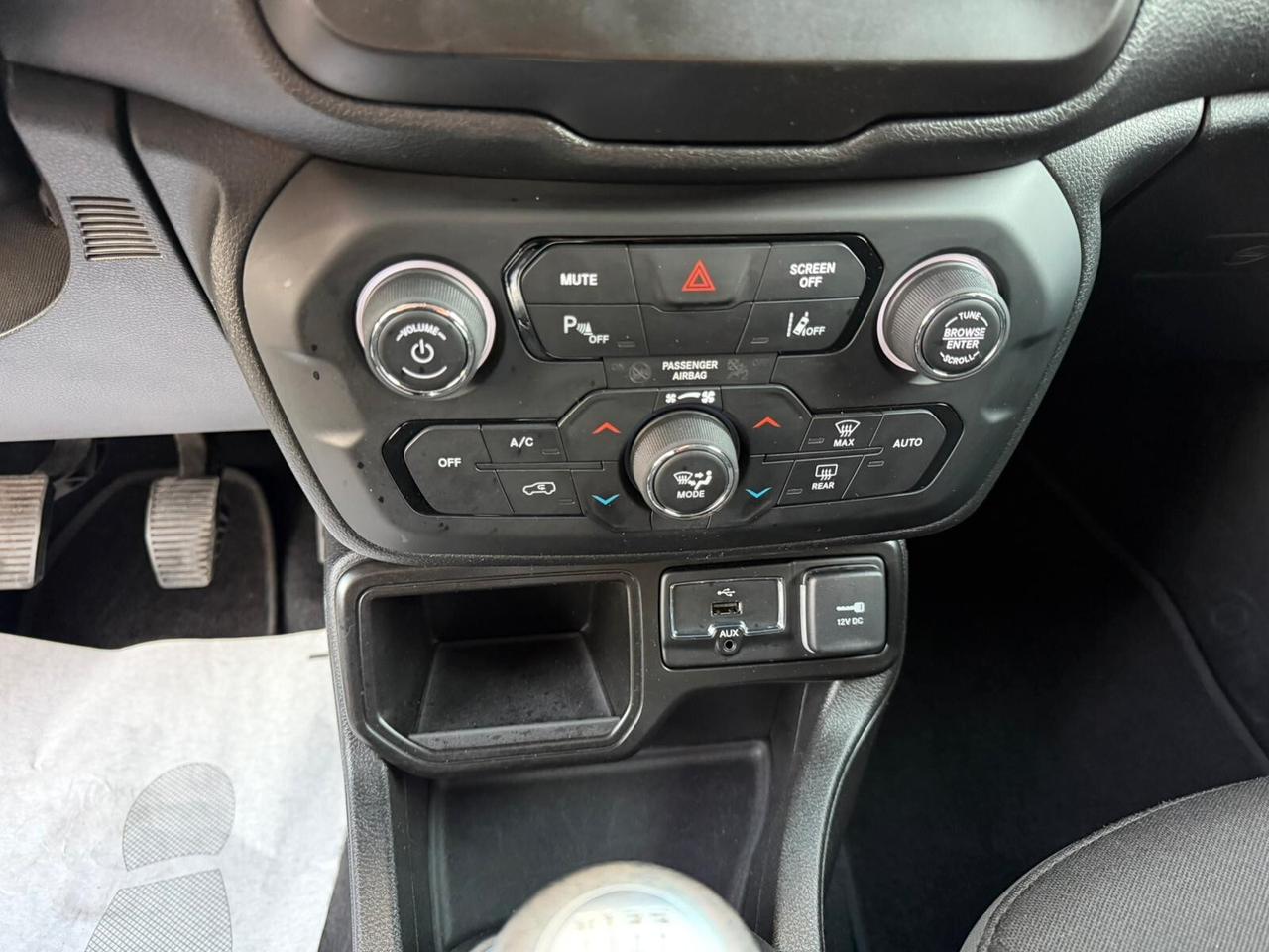 Jeep Renegade 120CV Night Eagle