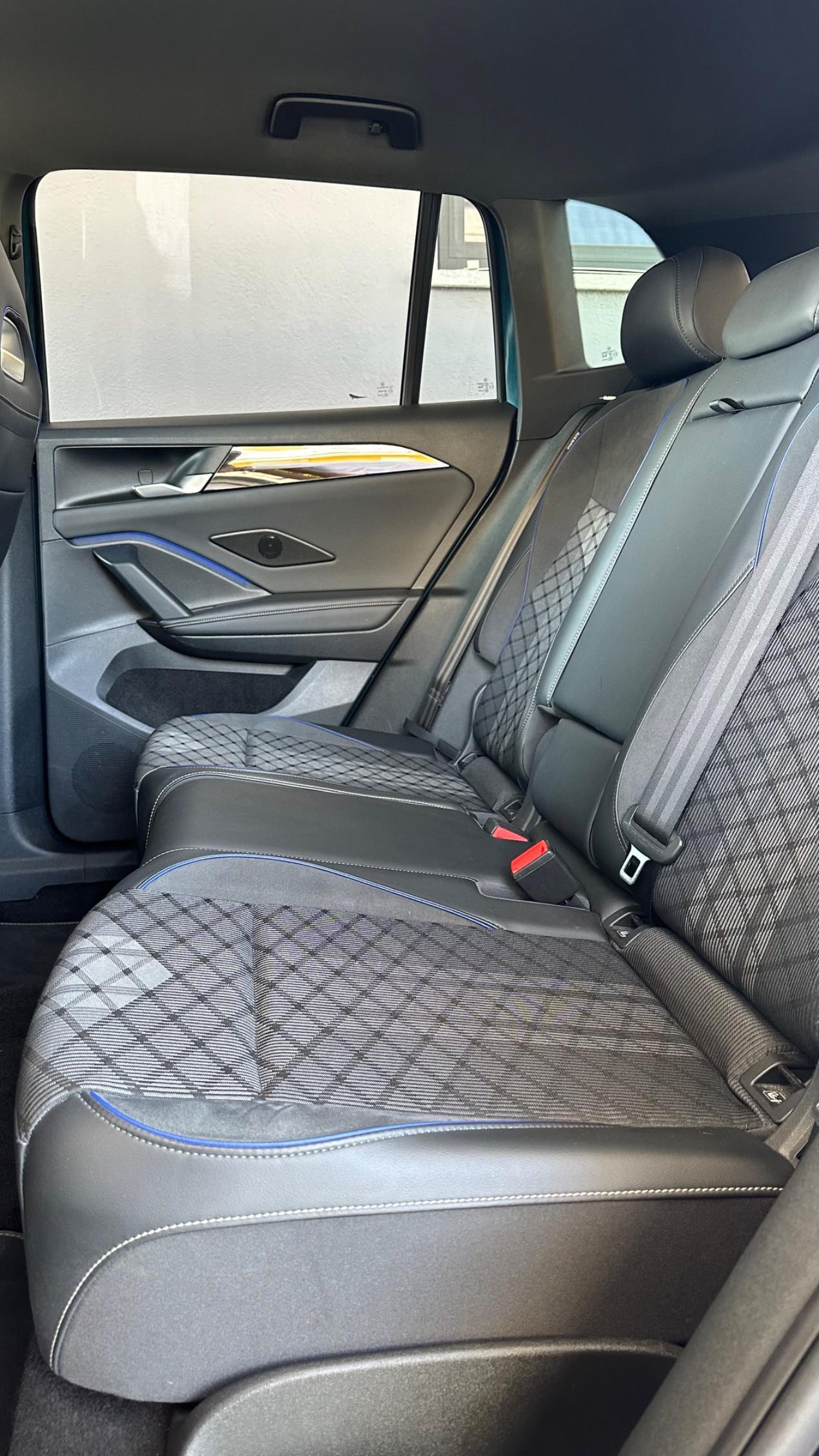 Volkswagen Tiguan 2.0 tdi R-Line Plus 150cv dsg