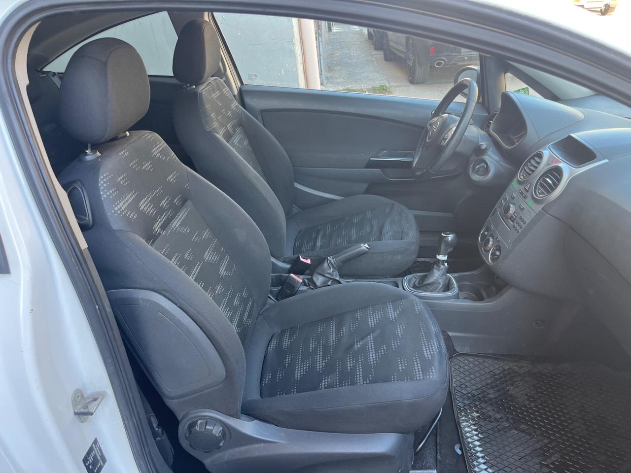 Opel Corsa 1.2 85CV 3 porte GPL-TECH 2011
