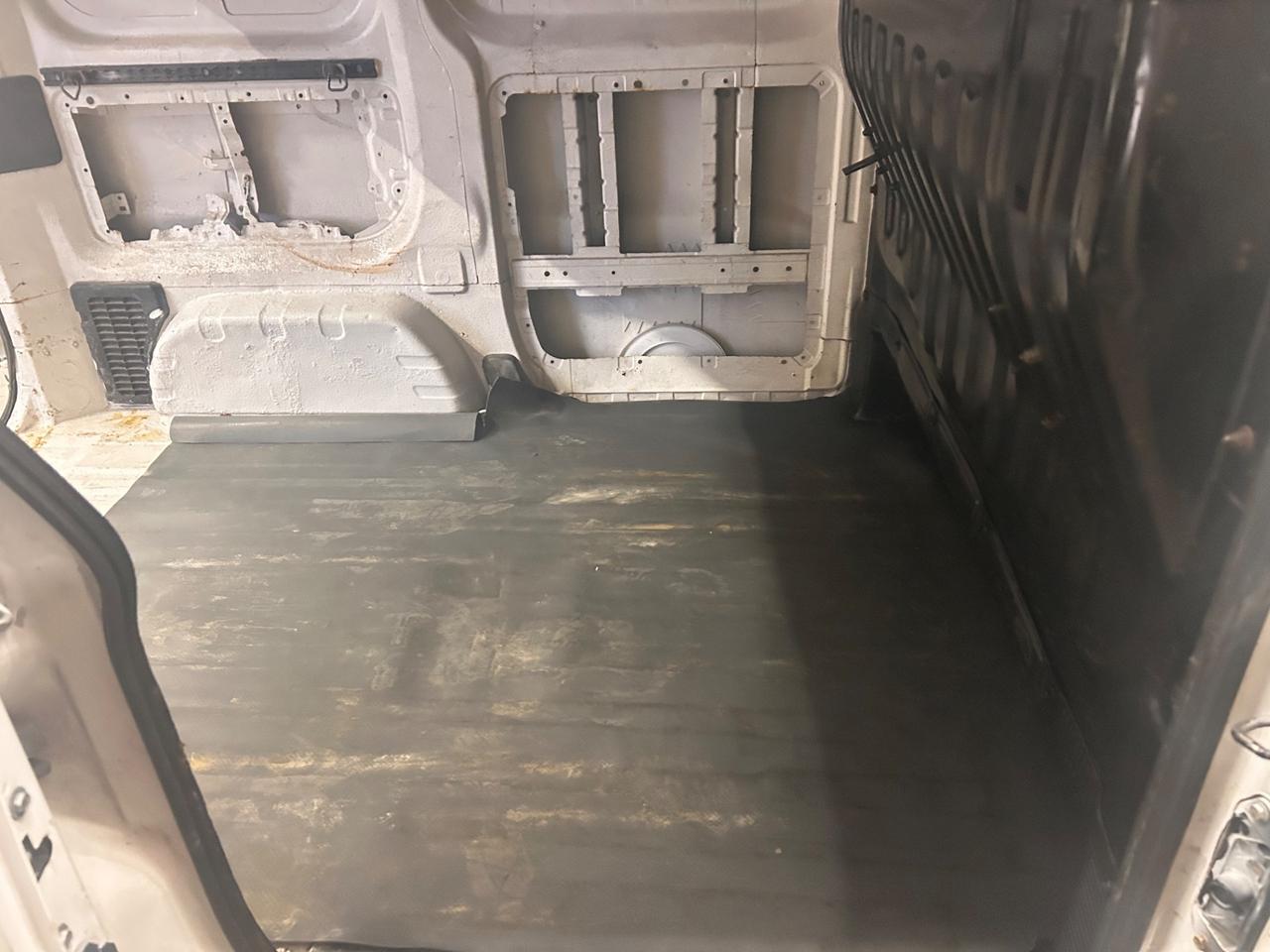 Nissan NV 200 1500 DCI 85 cv