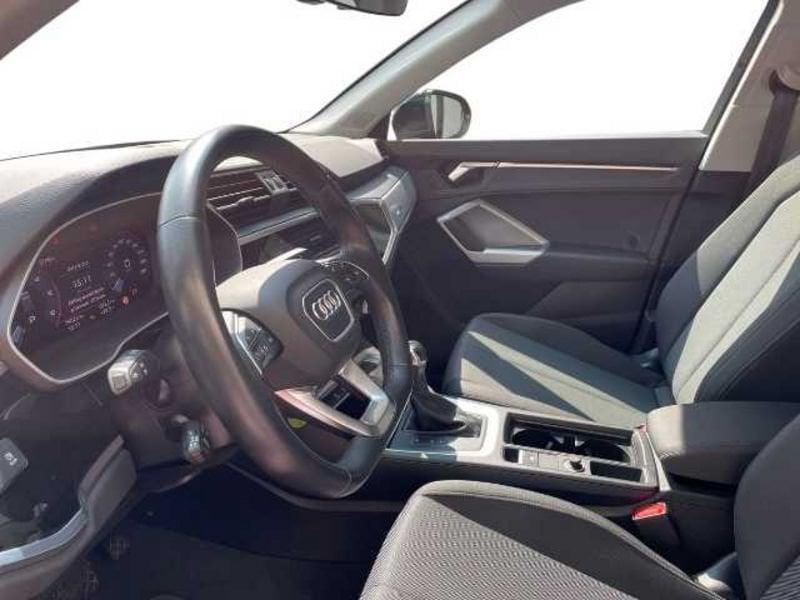 Audi Q3 II 2018 35 2.0 tdi Business s-tronic
