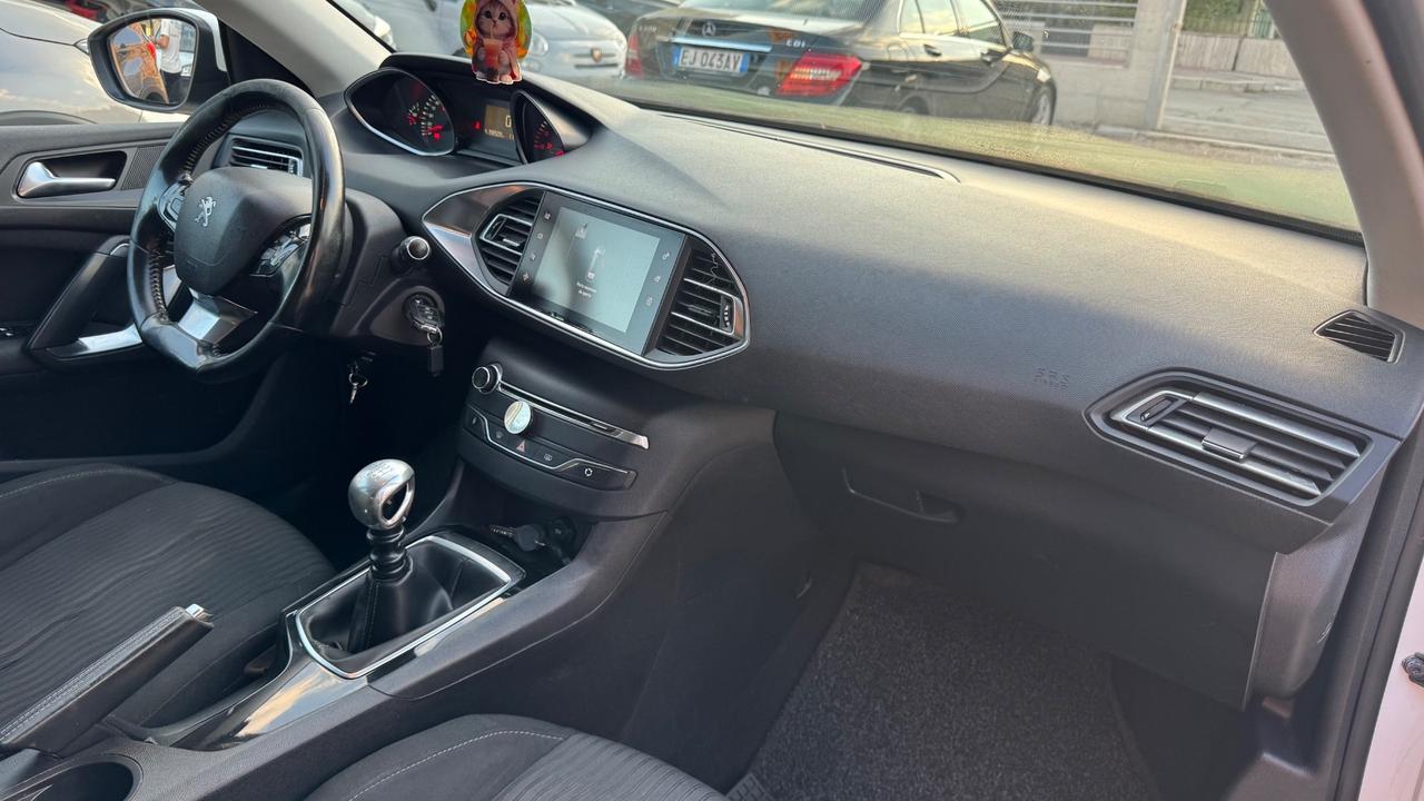 Peugeot 308 1.6 e-HDi 115 CV Stop&Start Business