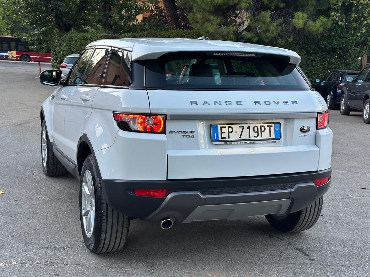 Land Rover Range Evoque 2.2 TD4 5p. Prestige