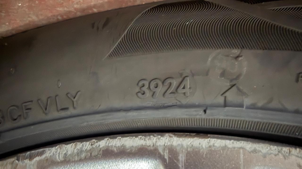 Fiat 500 1.2 Lounge unic. proprietario vedi DESCR. gomme tagliando e friz. nuovo