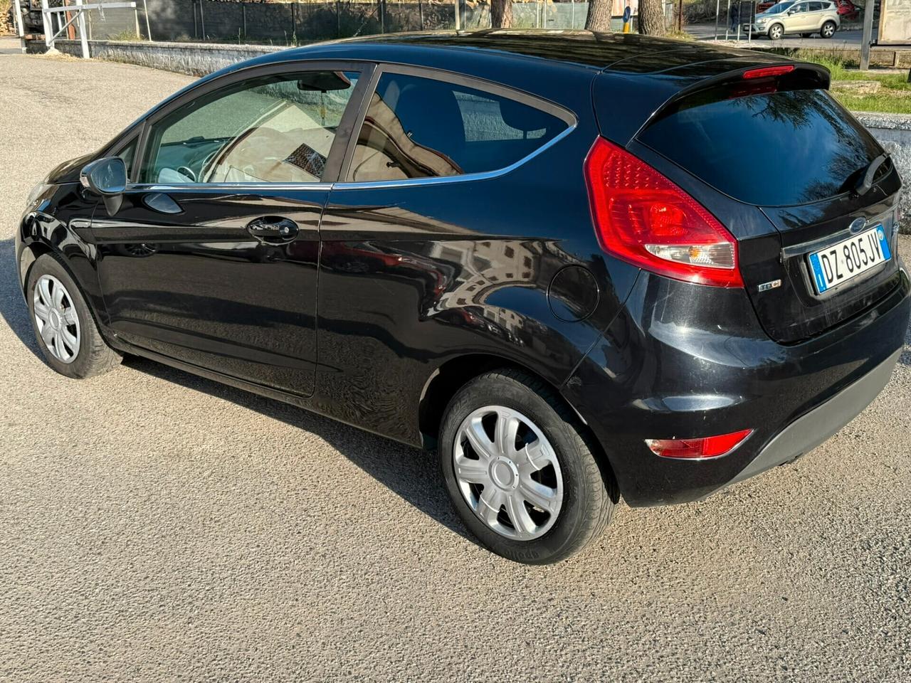 Ford Fiesta 1.4 TDCi 68CV 3 porte Titanium
