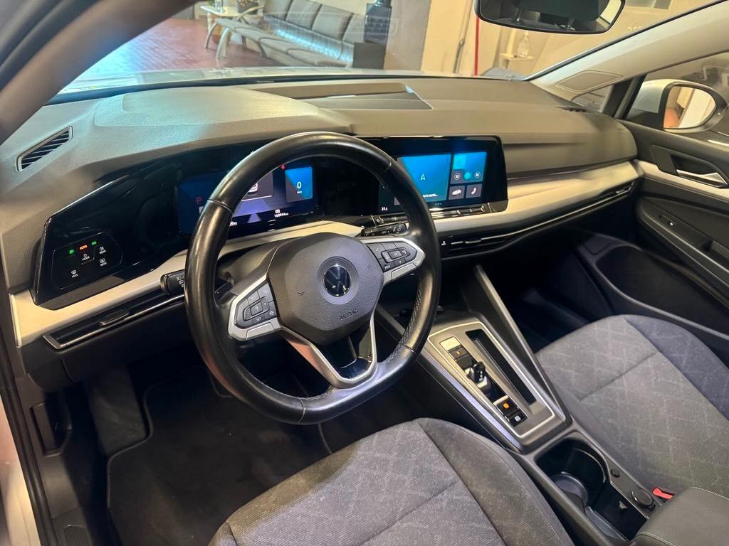 Volkswagen Golf 2.0 TDI DSG SCR Style 2022 NEOPATENTATI