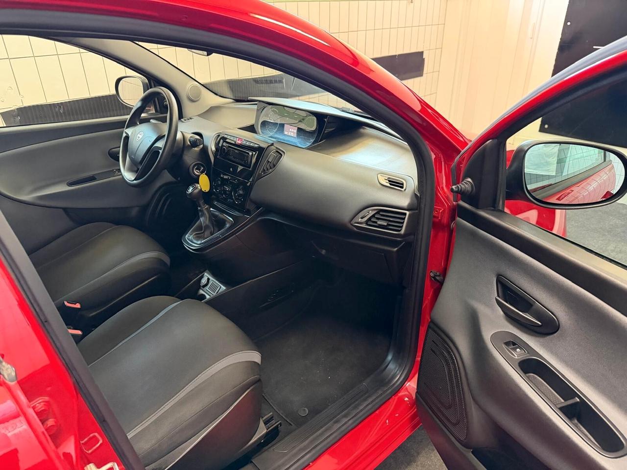 Lancia Ypsilon 1.3 MJT 16V 95 CV 5 porte S&S Mya