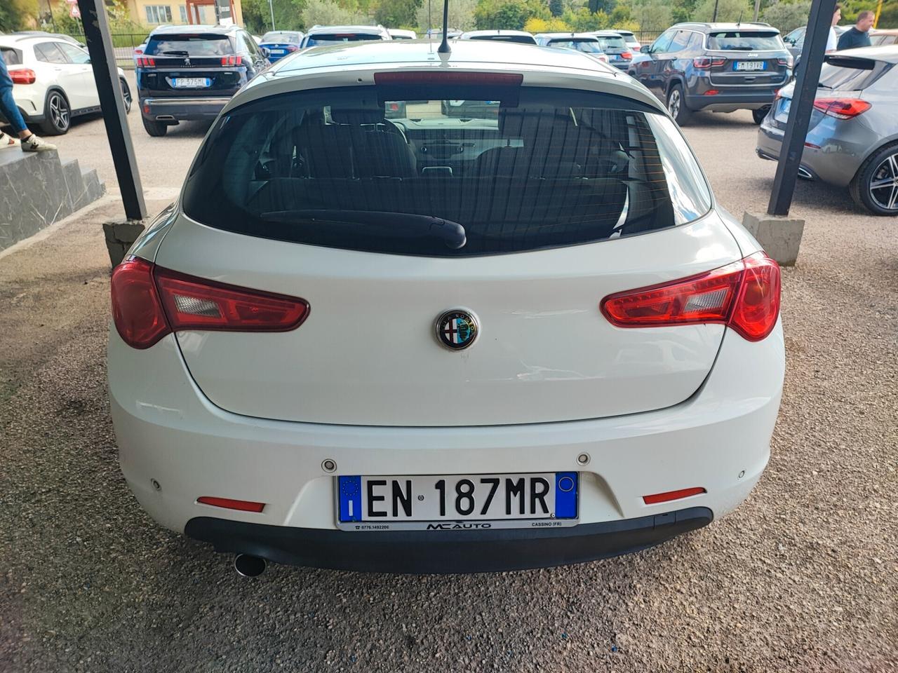 Alfa Romeo Giulietta 1.6 JTDm-2 105 CV Distinctive