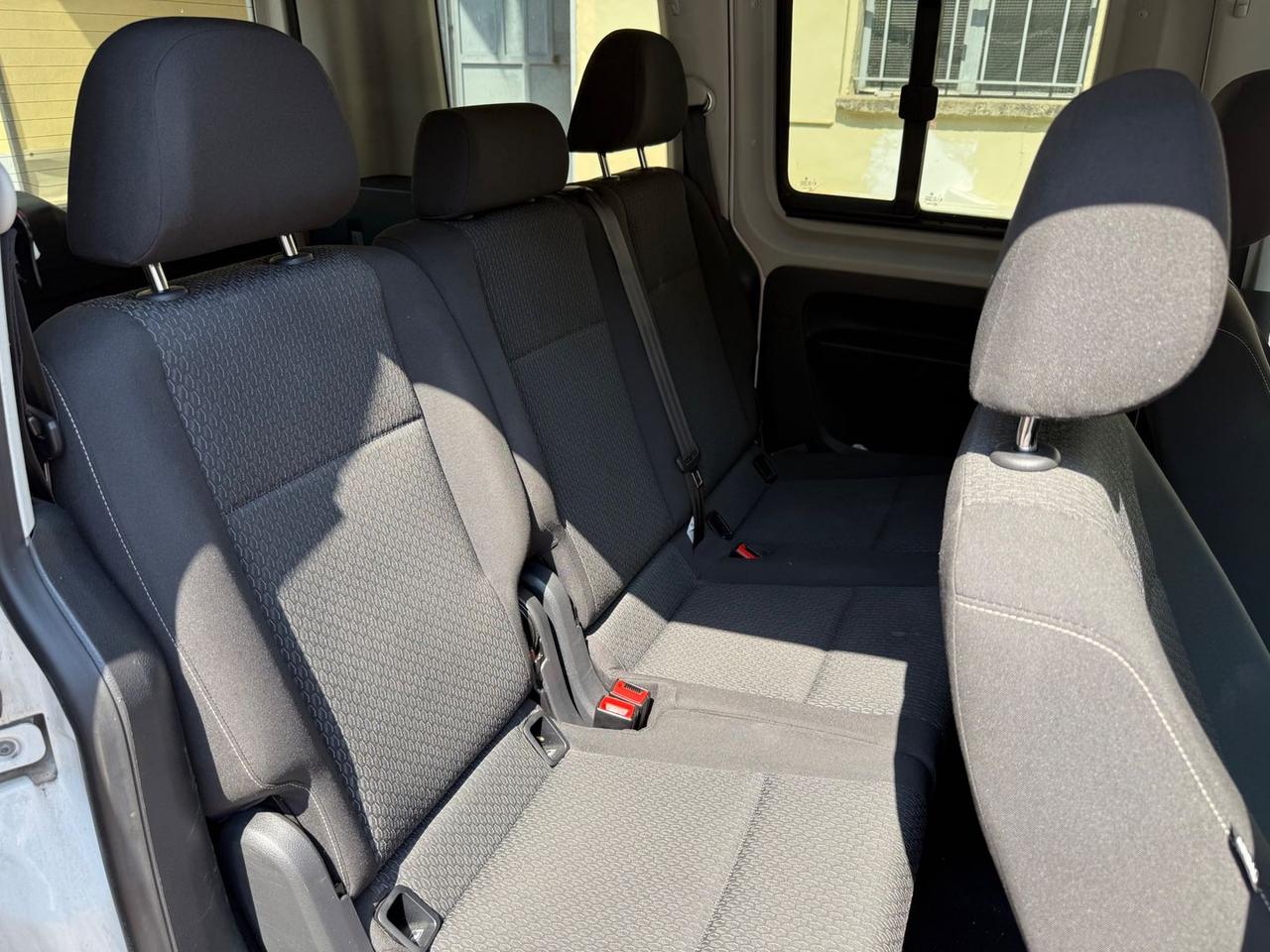 Volkswagen Caddy Trendline 2.0 TDI 102 cv 5 posti #6093