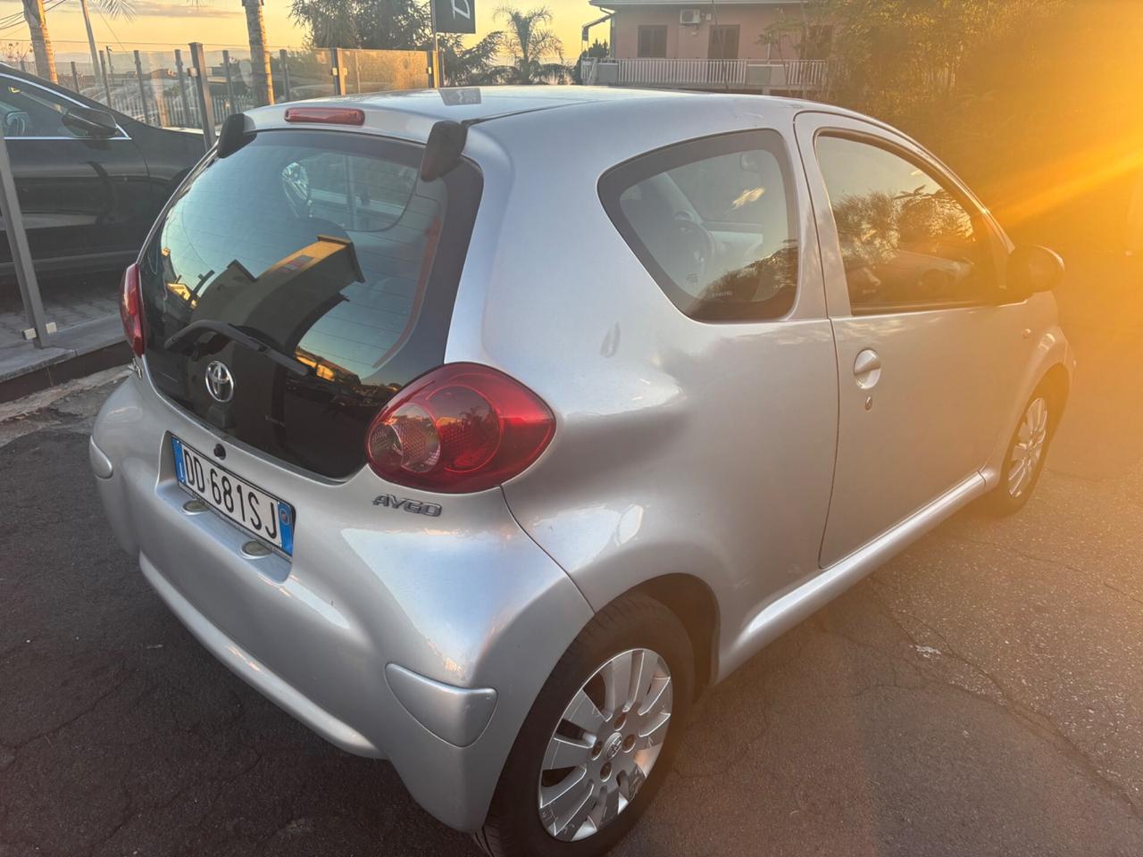 Toyota Aygo 1.4 turbodiesel 3 porte Sol