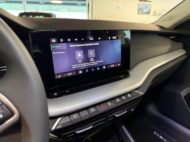 SKODA Octavia 2.0 TDI DSG Selection LED ACC DAB+ Smart Link