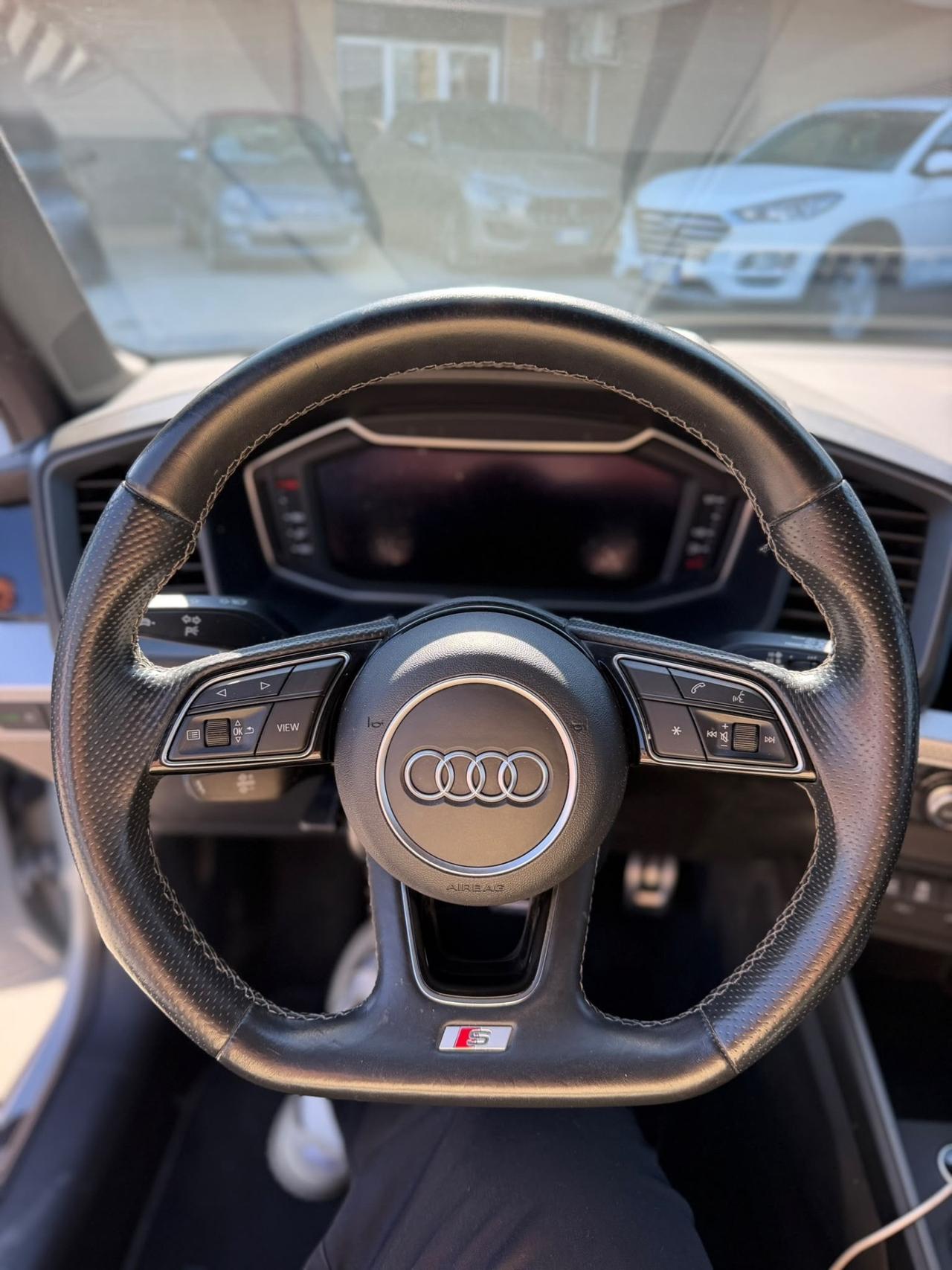 Audi A1 SPB 30 TFSI S tronic line edition
