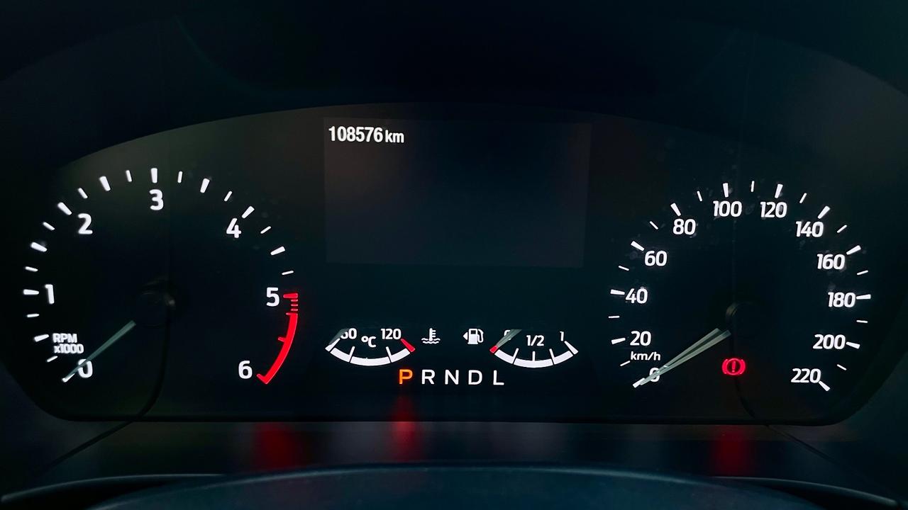 FORD KUGA 1.5 2WD ECOBLUE TITANIUM 120CV - FULL LED, TETTO, NEOPATENTATI