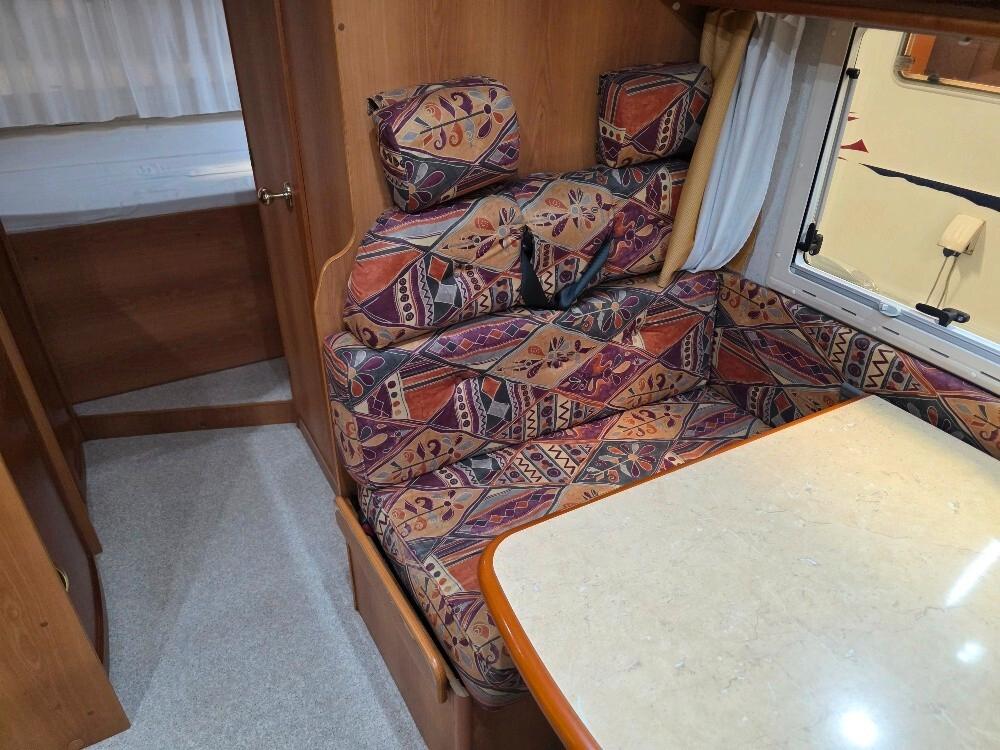 CAMPER ELNAGH SLEEK 595
