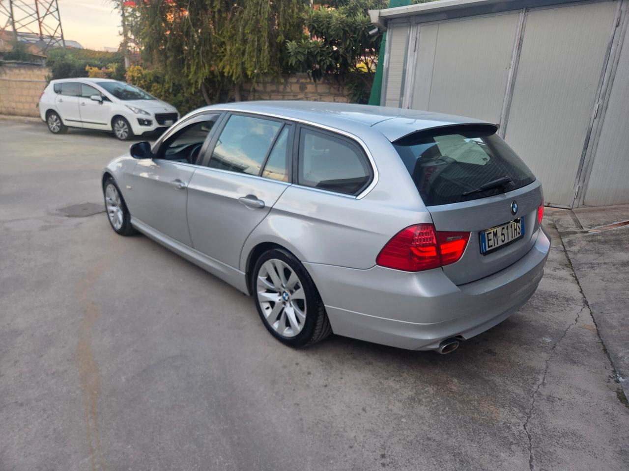 Bmw 318 318d 2.0 143CV cat Touring MSport