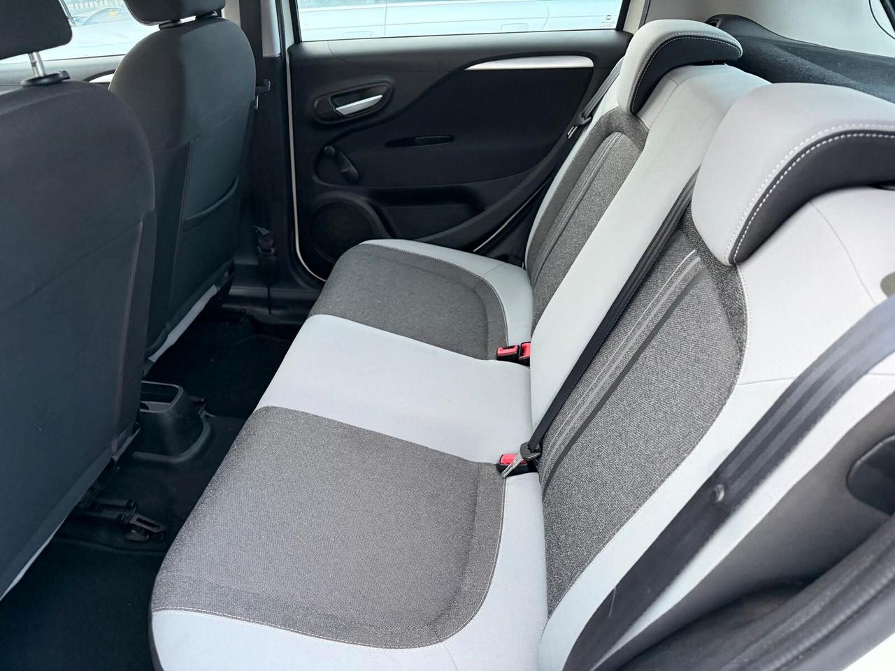 Fiat Punto 1.2 8V 5 porte Lounge-05/2012