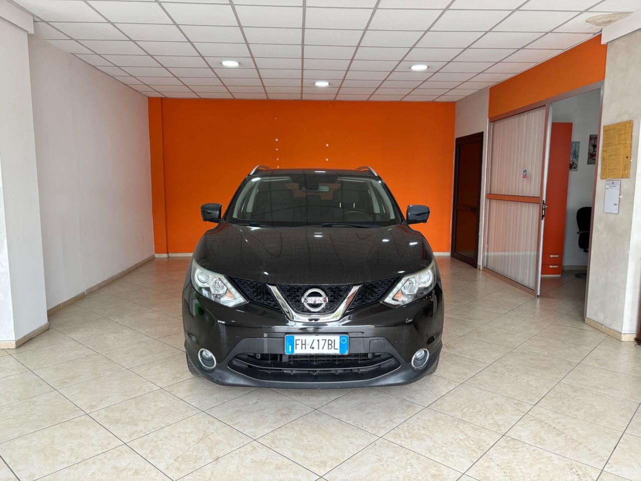 Nissan Qashqai 1.6 dCi 2WD Tekna tetto panoramico permute finanziamenti