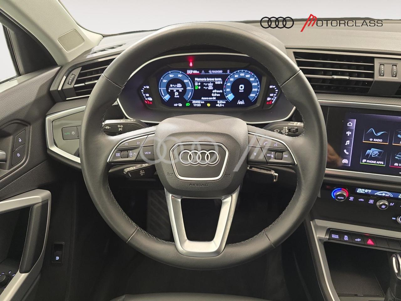 Audi Q3 45 1.4 tfsi e business s tronic