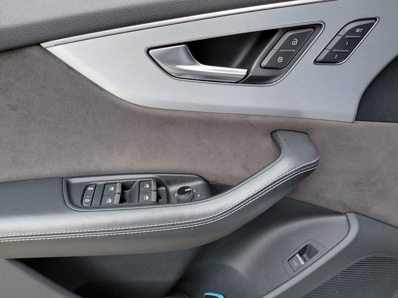 Audi Q8 Sport 3.0 50 TDI MHEV #8399