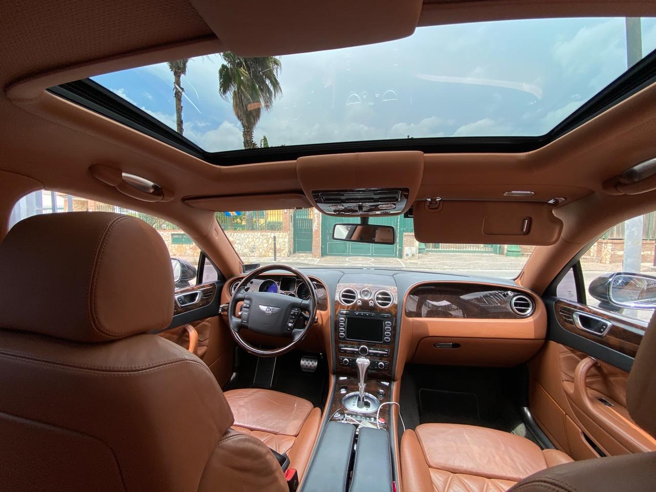 Bentley Flying Spur *W12* Chauffeur Paket