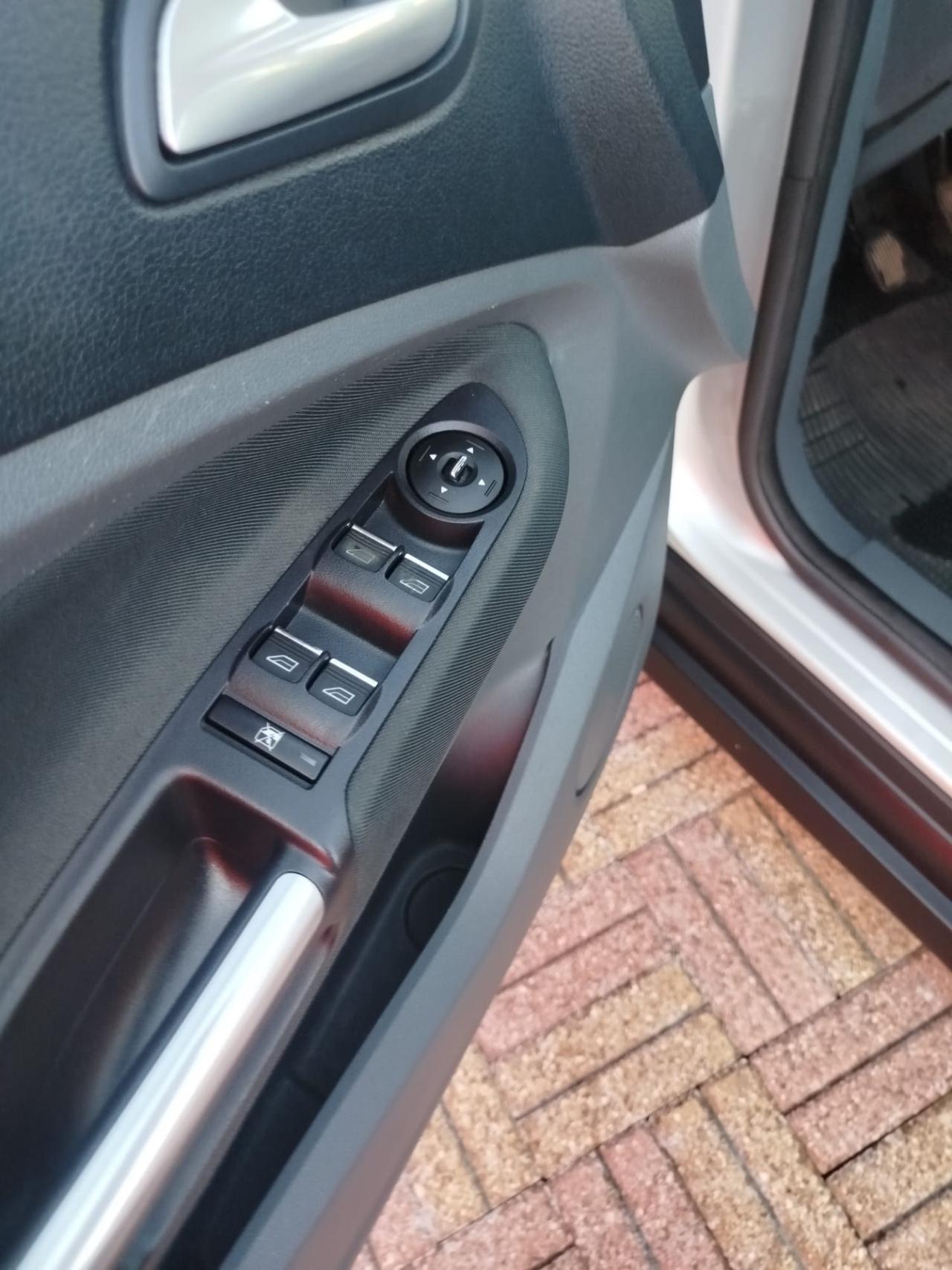 Ford C-Max 1.6 120CV GPL Plus