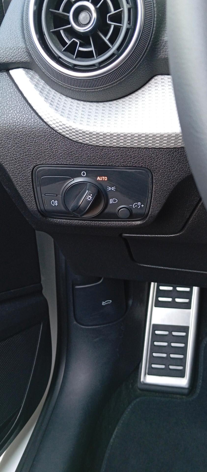 Audi Q2 2.0 TDI 115 CV - Garanzia