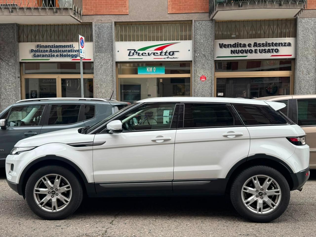 Land Rover Range Evoque 2.2 TD4 5p. Pure Tech Pack