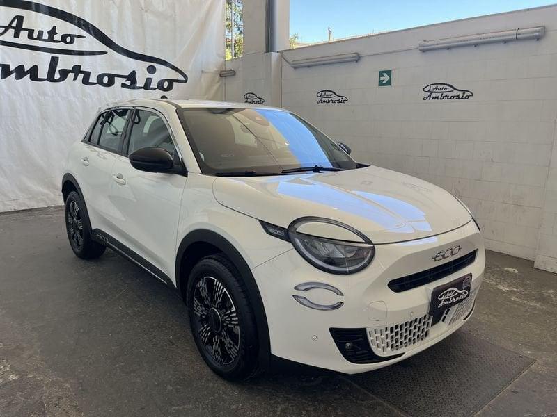 FIAT 600 600 1.2 hybrid 145cv TUA DA 229,00 EURO AL MESE